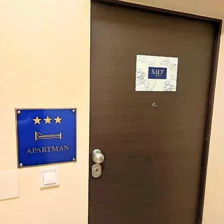 Apartment Salt