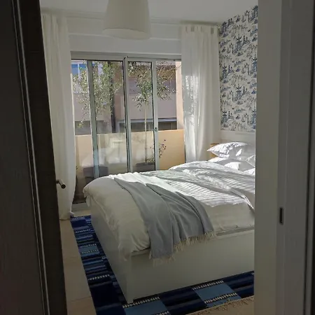 Salt Apartment *