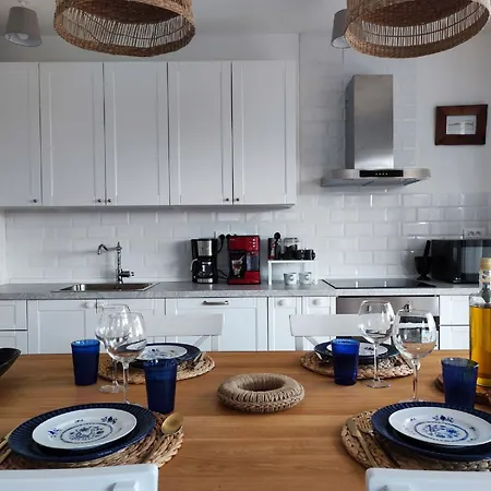 Salt Apartment *
